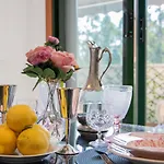 Luxury Singular דירה